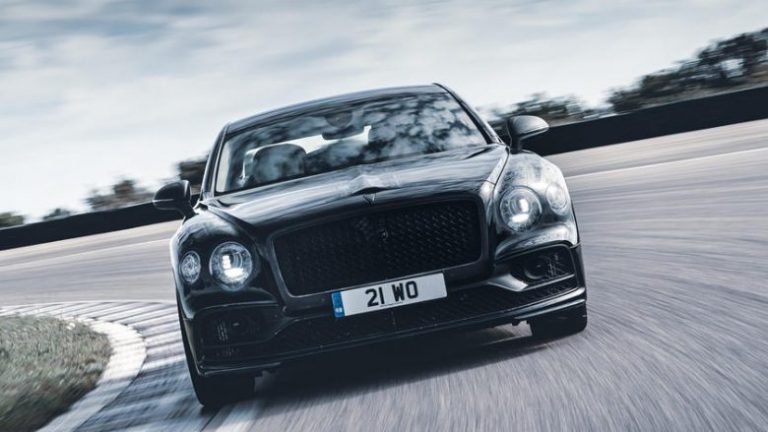 Dukja madhështore e Bentley Flying Spur që prezantohet në fillimin e muajit të ardhshëm (Video)