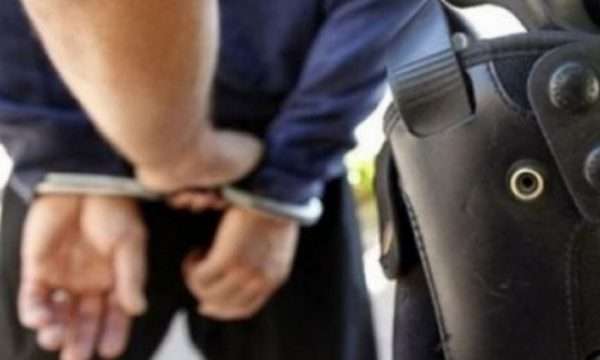 Kontrabandë mallrash nga Shqipëria drejt Kosovës, ndalohet tregtari 43-vjeçar