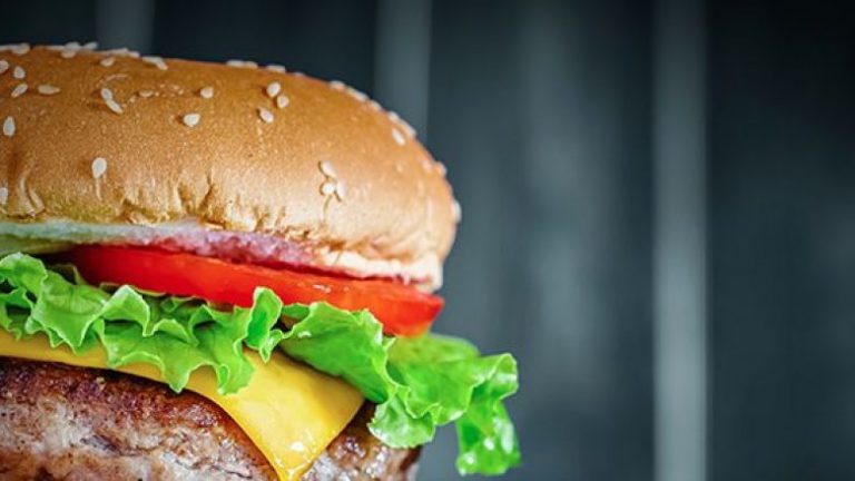 Hamburgerët me djathë janë të mirë për shëndetin tuaj