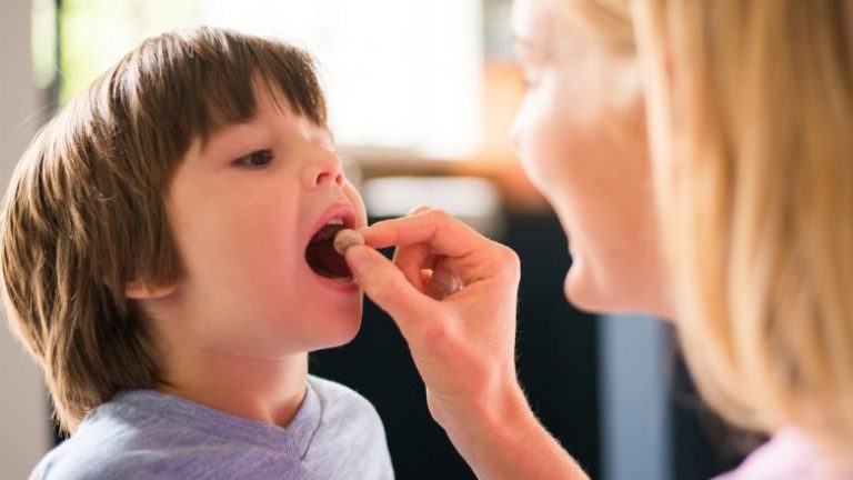 Vitaminat për fëmijë: A kanë nevojë vogëlushët për suplemente dhe si të dimë cilat vitamina u mungojnë?