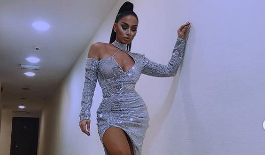 Flaka Krelani gati ti zbuloj të gjitha në fustan të zi