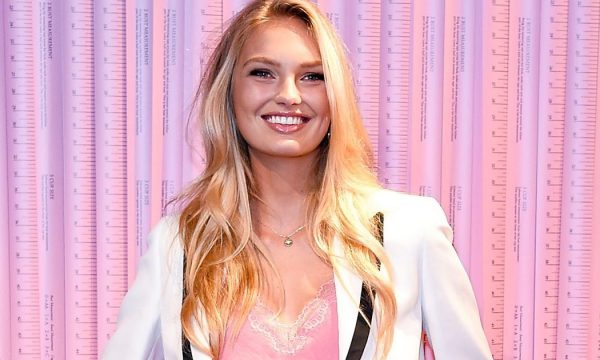 Kaq romantike dhe sensuale s’keni parë modele të Victoria’s Secret