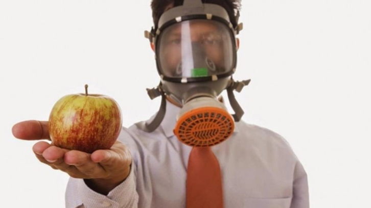 Eliminoni sa më shumë pesticide nga pemët dhe perimet me këto truqe të thjeshta!