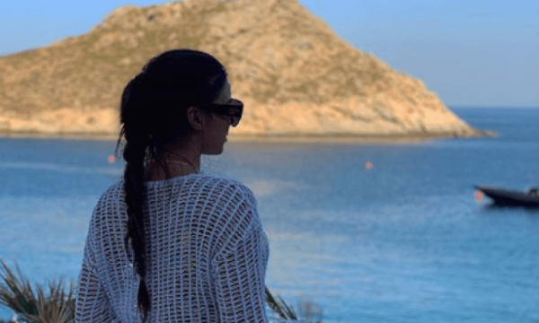 Rashel Kolaneci po e ‘çmend’ rrjetin me këto