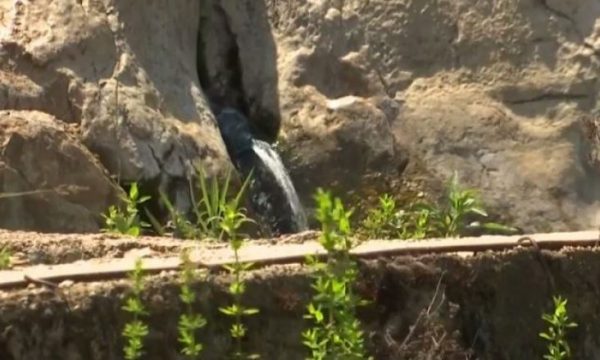 Burimi në Baicë të Lipjanit që thuhet se shëron lukthin dhe lëkurën
