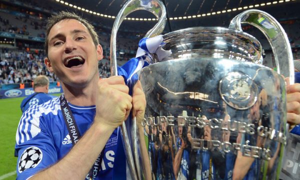 Lampardit i lejohet t’i nisë bisedimet me Chelsea për pozitën e trajnerit