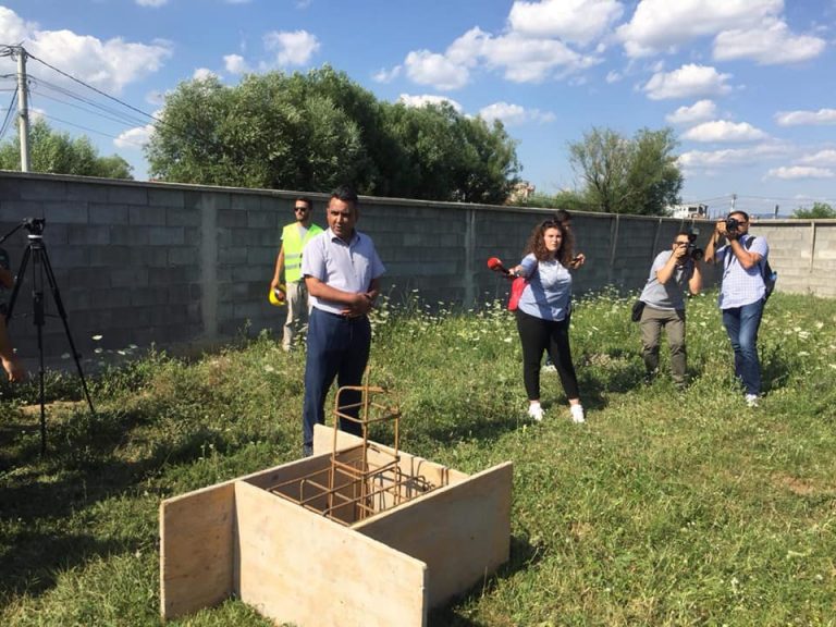 Lulzim Qerimi: Do të ndërtohen 12 shtëpi për komunitetin ashkali, Komuna e Lipjanit duhet marrur shembull nga komunat tjera