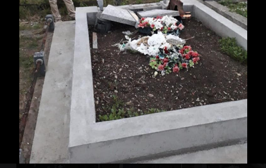 Imami kosovar e quan akt të turpshëm dëmtimin e varrezave ortodokse serbe në Lipjan