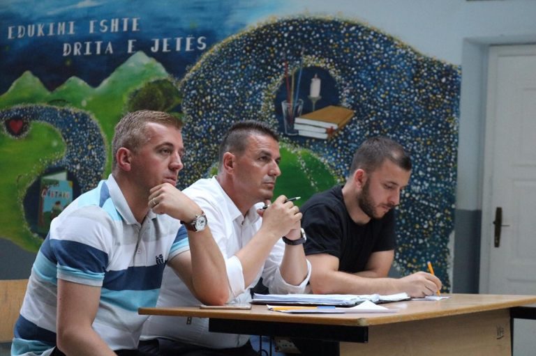 Edhe në Gadime e Sllovi mbahen dëgjimet buxhetore për Planifikimin e Buxhetit Komunal për vitet 2020-2022