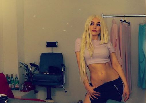 Performon për herë të parë në ‘VMA’, këngëtarja shqiptare fillon përgatitjet