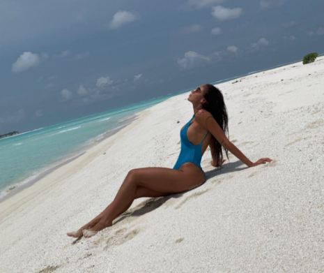 Aktorja kosovare në bikini