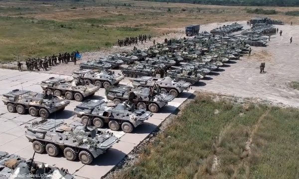 Zëvendësministri i Mbrojtjes thotë se armatosja e Serbisë nga Rusia është mesazh kërcënues për rajonin