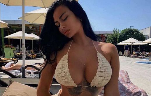 Ziza, shqiptarja që po e “dridhë” Instagramin me fotografitë e saj
