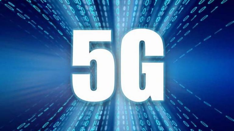 Mijëra njerëz kanë protestuar në Zvicër kundër teknologjisë 5G