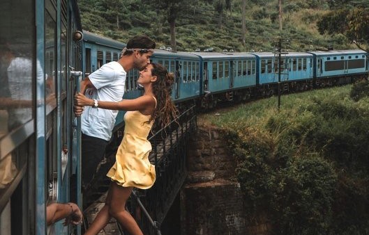 Djaloshi që po akuzohet se po e vë në rrezik jetën e të dashurës së tij për foto Instagrami
