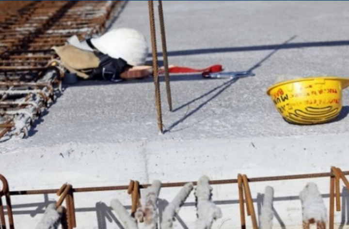Një punëtor bie aksidentalisht nga kati i gjashtë i një ndërtese në Gjilan, pëson lëndime të rënda