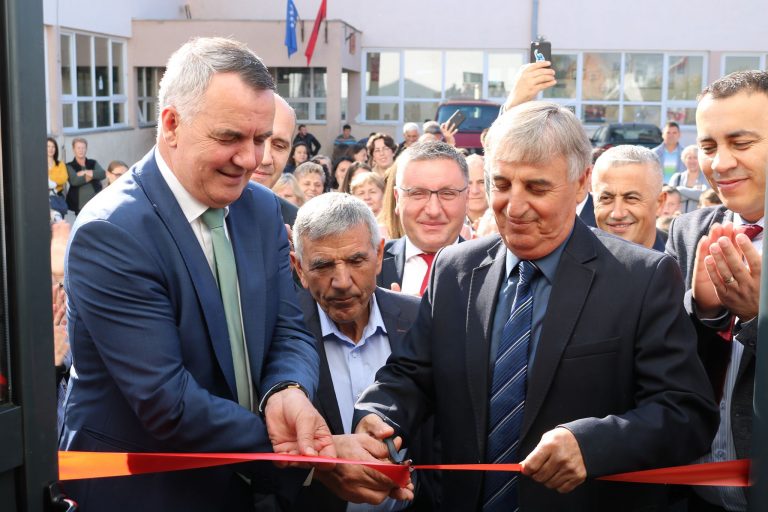 Përurohet salla e sportit në Rufc të Ri