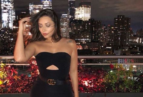 Ronela Hajati joshëse rrugëve të ‘New York-ut’