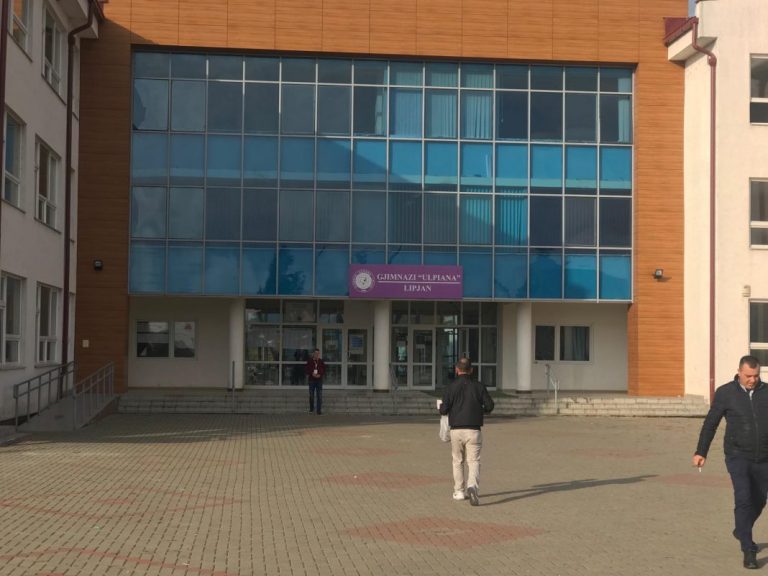 Edhe në Gjimnazin “Ulipana” në Lipjan gjithçka po shkon mirë