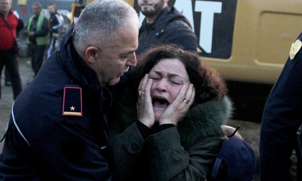 Fotot nga tërmetet në Shqipëri që po bëjnë jehonë në mediat botërore
