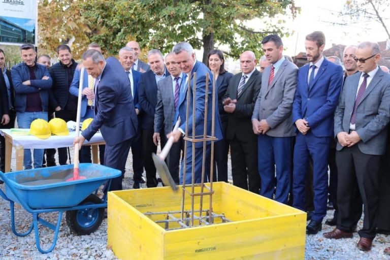 ​Vihet gurthemeli i objektit të ri të Komunës së Lipjanit