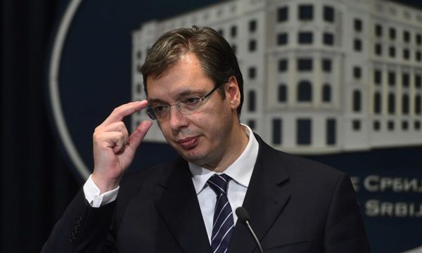 Vuçiq dërgon skuadër speciale drejt Durrësit