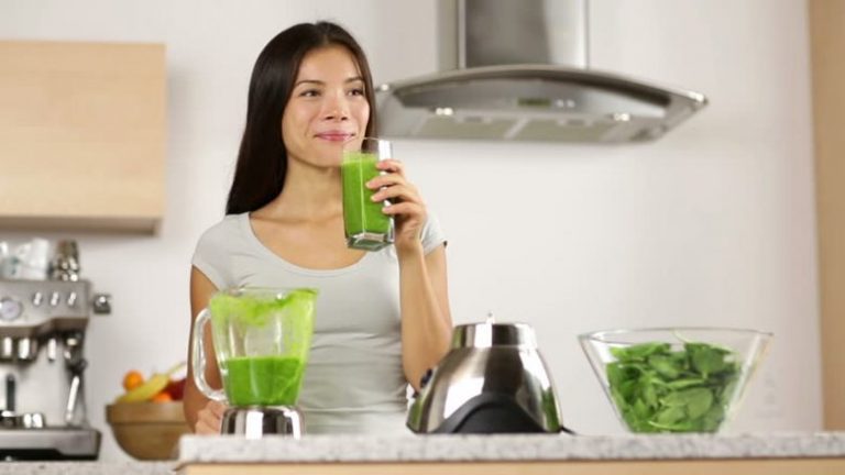 Nutricionistët paralajmërojnë: Shmangni spinaqin jashtë sezonit