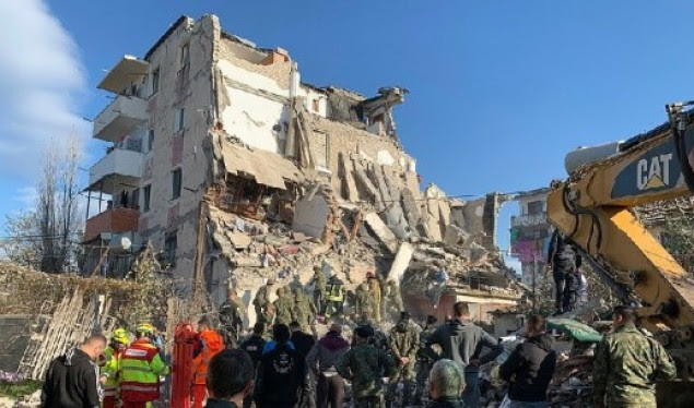 Fëmija 8 vjeçar tregon tmerrin e përjetuar nëpërmjet vizatimit