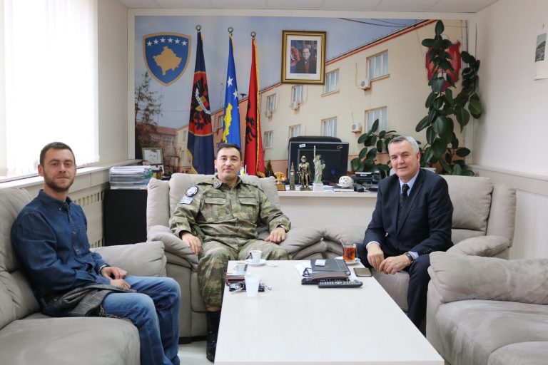 Kryetari Ahmeti priti në takim Toger Bilal Murat nga KFOR-i Turk