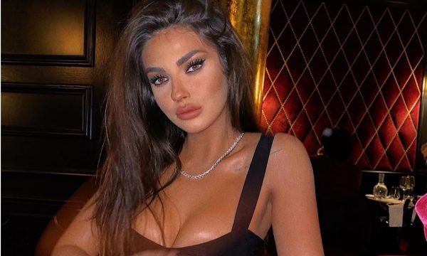 Beatrix shton edhe disa tatuazhe në trup