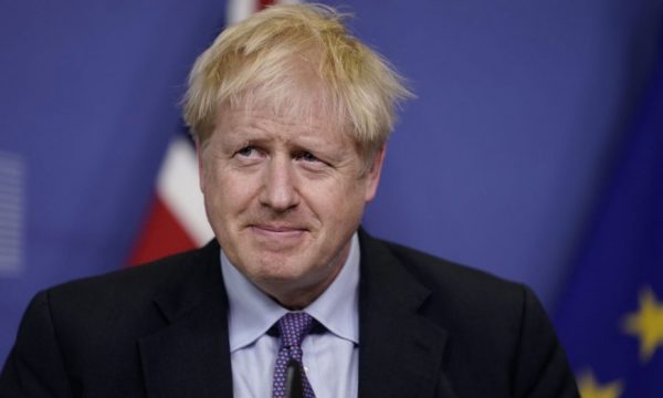 Boris Johnson akuzohet për sulm ndaj transmetuesit publik, BBC