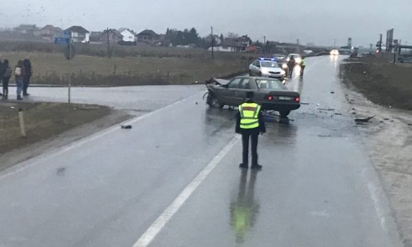Aksident trafiku në Banullë të Lipjanit