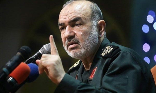 Gjenerali iranian: Do t’i ndezim flakë lokacionet e mbrojtura nga amerikanët