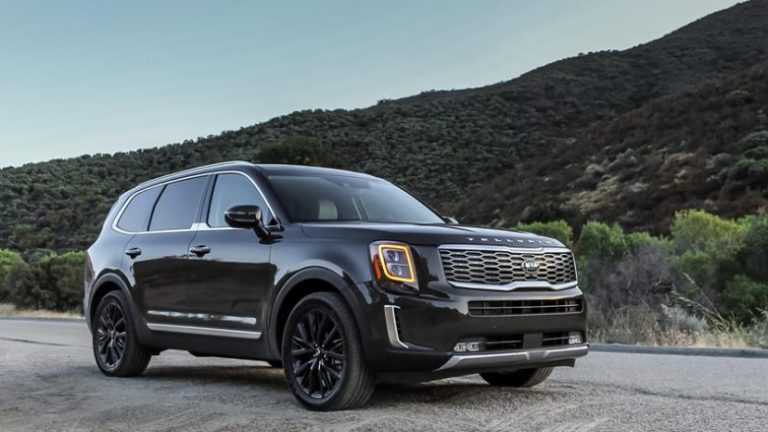 Kia Telluride vjen me përditësime që e fuqizojnë për të gjitha terrenet