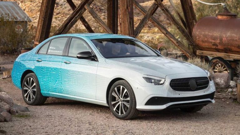 Mercedes shfaq brendinë e E-Class të ri