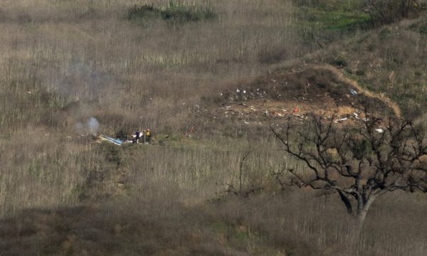 Duhen disa ditë për ta nxjerrë trupin e Bryant nga zona e rrëzimit të helikopterit