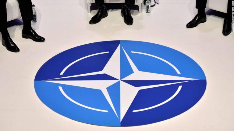 NATO dënon sulmet e Iranit ndaj bazave ushtarake amerikane