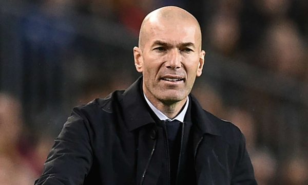 “Nëse Zidane është inteligjent, duhet të largohet nga Real Madridi”