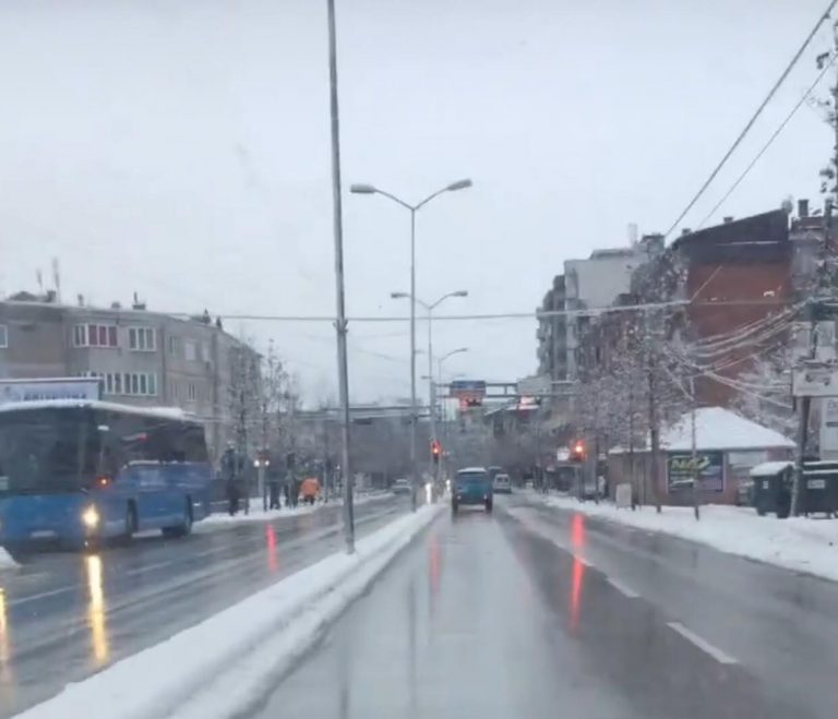 Të martën temperaturat shkojnë në minus 10 gradë