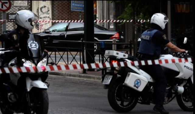 Shqiptarët dhe pakistanezët përleshen me thika në Greqi