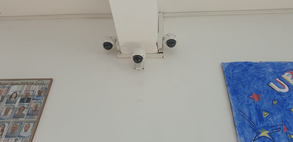 Komuna e Lipjanit: Po vazhdon instalimi i kamerave për rritjen e sigurisë në shkolla