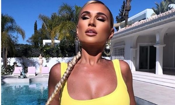 Billie Faiers tregon asetet nga Marbella