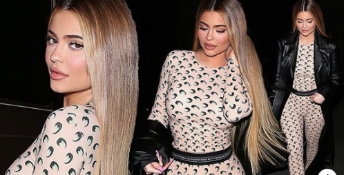Pas pushimeve, Kylie “pushton” Los Anxhelos në veshje të ngushtë