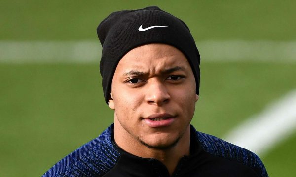 PSG ndryshon qasjen me Mbappen: “Do të shohim”
