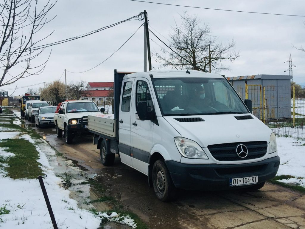 Komuna e Lipjanit po vazhdon shpërndarjen e ndihmave (VIDEO)