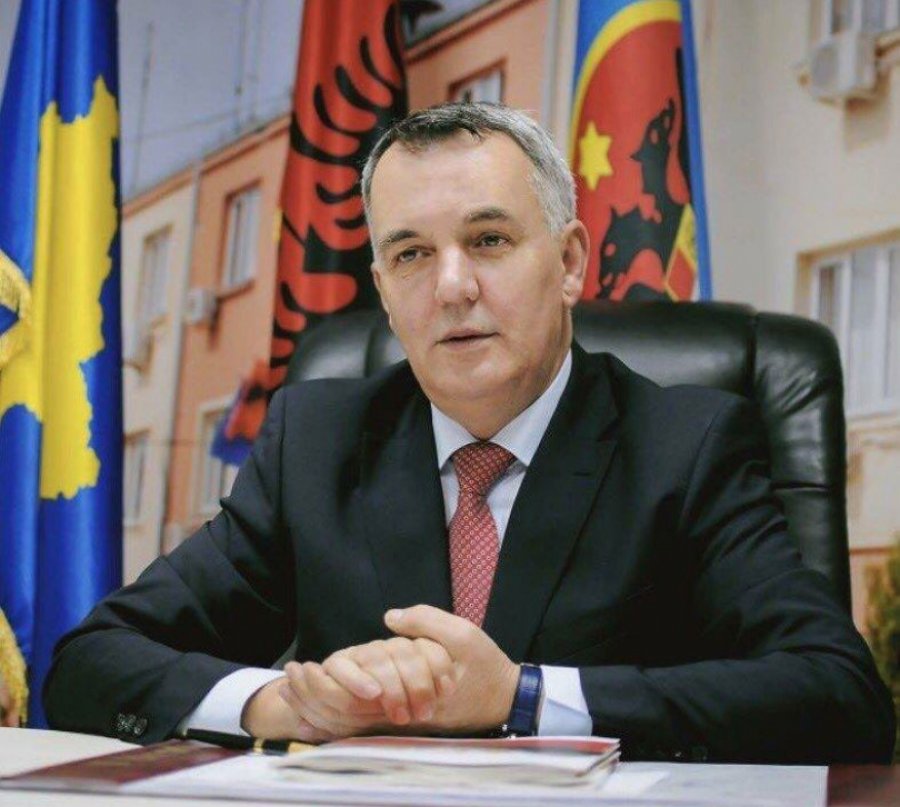 Imri Ahmeti: Serioze, shumë serioze ju lutem rrini n’shpi