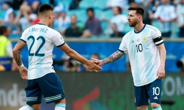 Lautaro paralajmërohet: Të duket lehtë të luash me Messin, por s’është