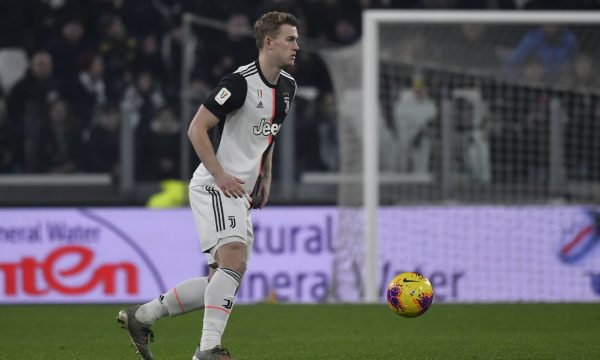 Juve e refuzoi ofertën e majme të Barçës pë De Ligtin