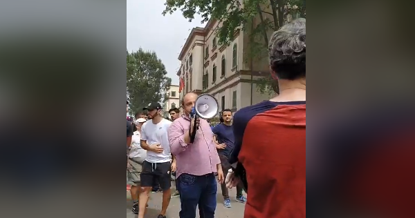 Arrestohet kreu i Lëvizjes Vetëvendosje në Tiranë