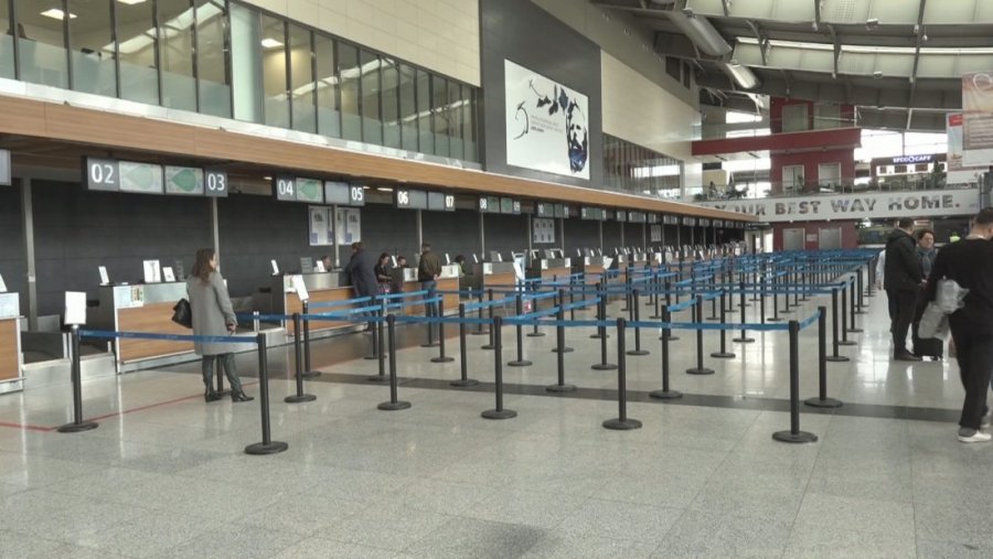 Arrestohet në aeroport një i dyshuar për marrje të ryshfetit lidhur me votimin